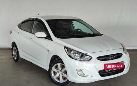 Hyundai Solaris II рестайлинг, 2011 год, 899 000 рублей, 3 фотография