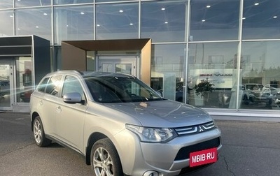 Mitsubishi Outlander III рестайлинг 3, 2014 год, 1 619 000 рублей, 1 фотография