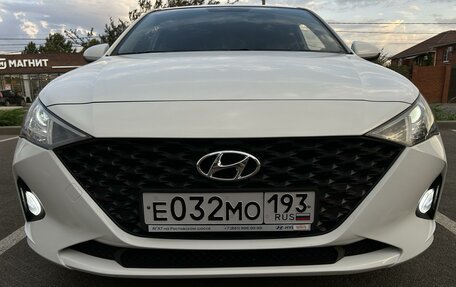 Hyundai Solaris II рестайлинг, 2020 год, 1 800 000 рублей, 32 фотография