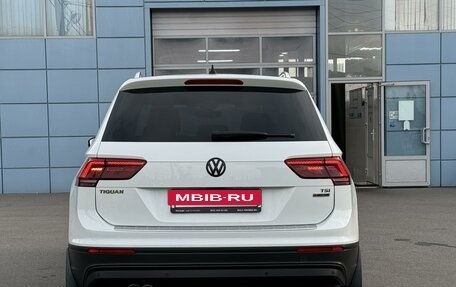 Volkswagen Tiguan II, 2017 год, 2 720 000 рублей, 8 фотография