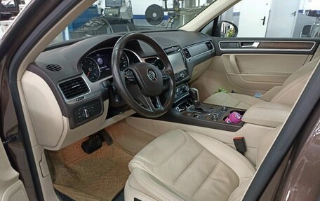 Volkswagen Touareg III, 2013 год, 2 847 000 рублей, 11 фотография