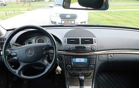 Mercedes-Benz E-Класс, 2007 год, 900 000 рублей, 4 фотография