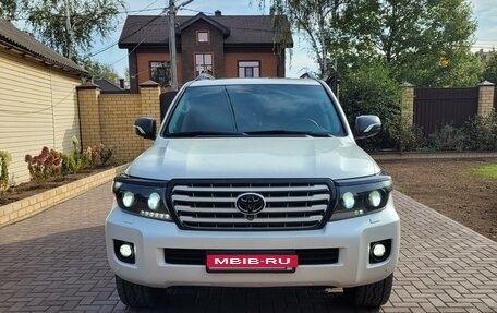 Toyota Land Cruiser 200, 2015 год, 5 800 000 рублей, 7 фотография