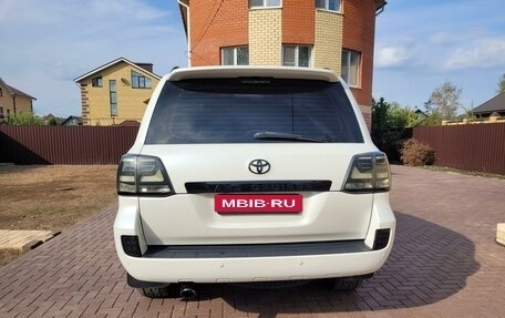 Toyota Land Cruiser 200, 2015 год, 5 800 000 рублей, 4 фотография