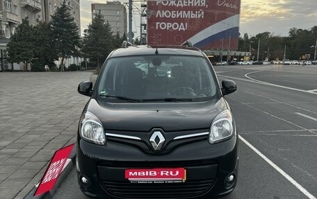 Renault Kangoo II рестайлинг, 2019 год, 1 799 000 рублей, 9 фотография