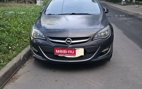 Opel Astra J, 2013 год, 885 000 рублей, 1 фотография