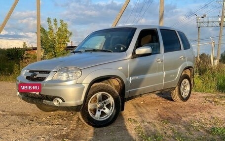 Chevrolet Niva I рестайлинг, 2017 год, 770 000 рублей, 9 фотография