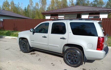 Chevrolet Tahoe III, 2008 год, 1 400 000 рублей, 3 фотография