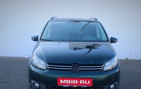 Volkswagen Touran III, 2011 год, 970 000 рублей, 2 фотография