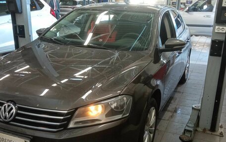 Volkswagen Passat B7, 2012 год, 962 000 рублей, 1 фотография