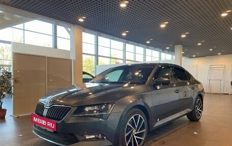 Skoda Superb III рестайлинг, 2017 год, 1 950 000 рублей, 7 фотография