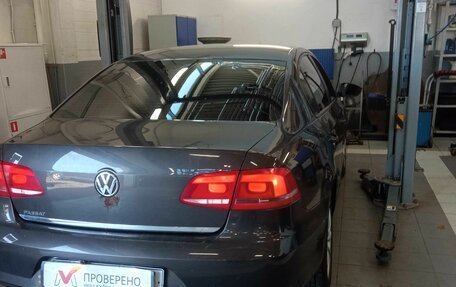 Volkswagen Passat B7, 2012 год, 962 000 рублей, 3 фотография