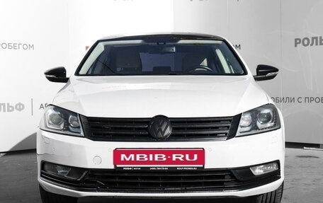 Volkswagen Passat B7, 2011 год, 1 035 000 рублей, 2 фотография