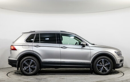 Volkswagen Tiguan II, 2019 год, 2 789 000 рублей, 4 фотография