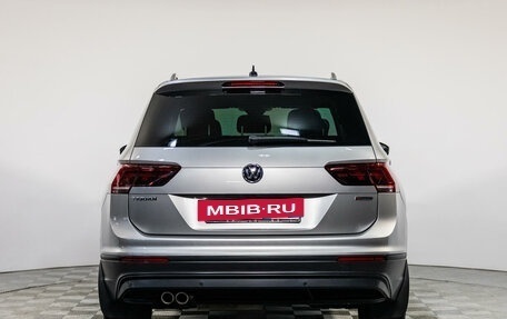 Volkswagen Tiguan II, 2019 год, 2 789 000 рублей, 6 фотография