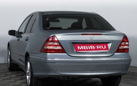 Mercedes-Benz C-Класс, 2004 год, 715 000 рублей, 7 фотография