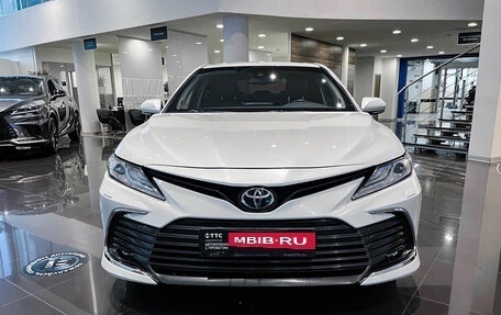 Toyota Camry, 2021 год, 3 338 000 рублей, 2 фотография