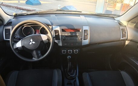 Mitsubishi Outlander III рестайлинг 3, 2010 год, 1 280 000 рублей, 12 фотография