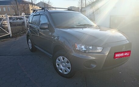 Mitsubishi Outlander III рестайлинг 3, 2010 год, 1 280 000 рублей, 3 фотография