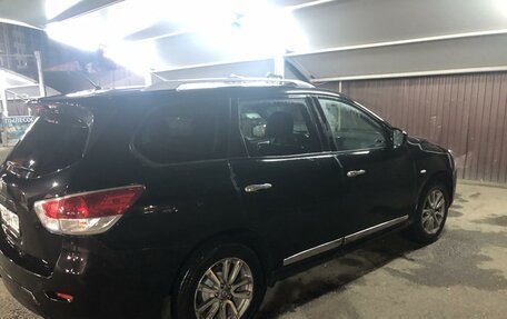 Nissan Pathfinder, 2014 год, 1 750 000 рублей, 3 фотография