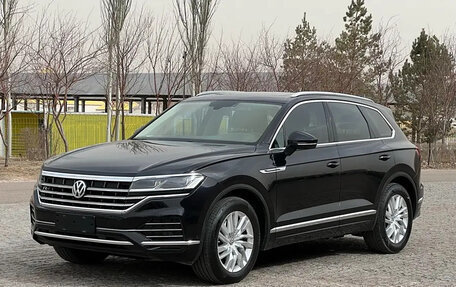 Volkswagen Touareg III, 2021 год, 5 245 000 рублей, 1 фотография