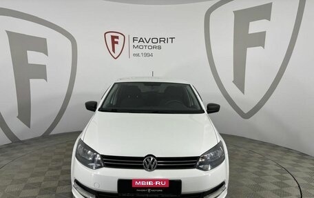 Volkswagen Polo VI (EU Market), 2014 год, 840 000 рублей, 2 фотография