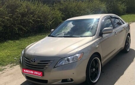 Toyota Camry, 2007 год, 1 200 000 рублей, 2 фотография