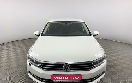 Volkswagen Passat B8 рестайлинг, 2019 год, 2 150 000 рублей, 2 фотография