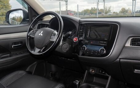 Mitsubishi Outlander III рестайлинг 3, 2012 год, 1 700 000 рублей, 11 фотография