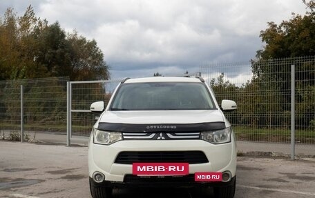 Mitsubishi Outlander III рестайлинг 3, 2012 год, 1 700 000 рублей, 7 фотография