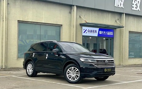 Volkswagen Touareg III, 2020 год, 5 715 000 рублей, 3 фотография