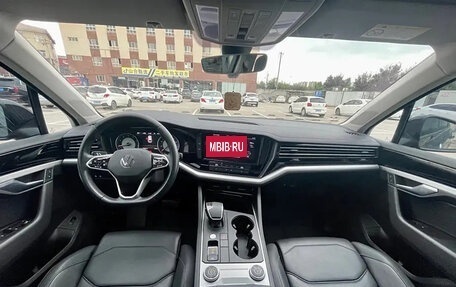 Volkswagen Touareg III, 2020 год, 5 715 000 рублей, 9 фотография