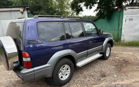 Toyota Land Cruiser Prado 90 рестайлинг, 1998 год, 1 750 000 рублей, 3 фотография