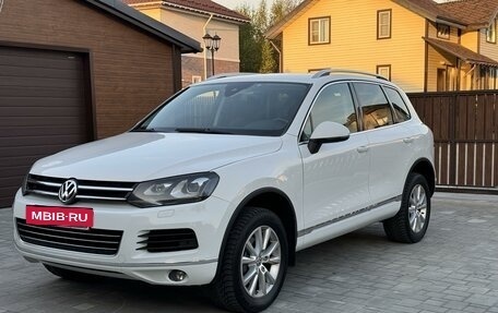 Volkswagen Touareg III, 2014 год, 2 680 000 рублей, 3 фотография