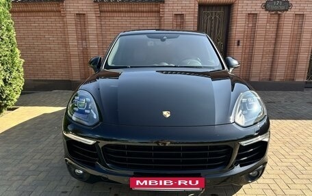 Porsche Cayenne III, 2016 год, 5 400 000 рублей, 2 фотография