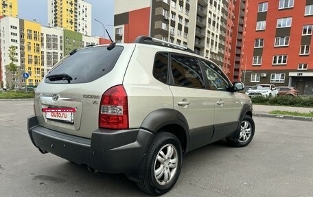 Hyundai Tucson III, 2006 год, 940 000 рублей, 4 фотография