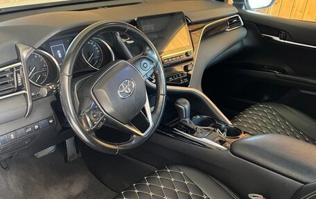 Toyota Camry, 2018 год, 2 850 000 рублей, 9 фотография