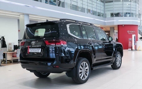 Toyota Land Cruiser, 2024 год, 15 490 000 рублей, 6 фотография