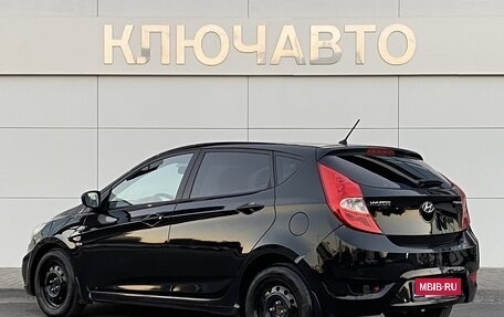 Hyundai Solaris II рестайлинг, 2013 год, 999 000 рублей, 7 фотография