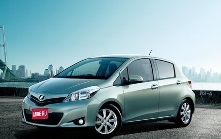 Toyota Vitz, 2012 год, 679 000 рублей, 1 фотография