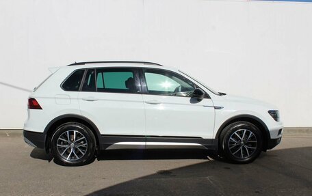 Volkswagen Tiguan II, 2019 год, 2 650 000 рублей, 4 фотография