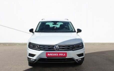 Volkswagen Tiguan II, 2019 год, 2 650 000 рублей, 2 фотография