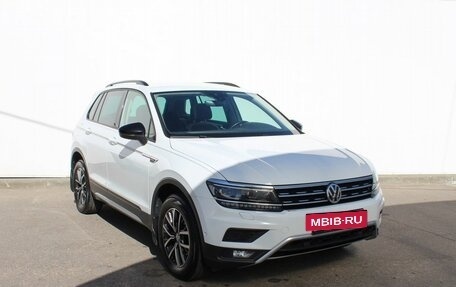 Volkswagen Tiguan II, 2019 год, 2 650 000 рублей, 3 фотография