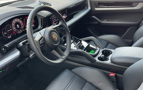 Porsche Cayenne III, 2024 год, 16 500 000 рублей, 14 фотография