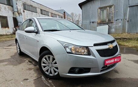 Chevrolet Cruze II, 2012 год, 799 900 рублей, 11 фотография