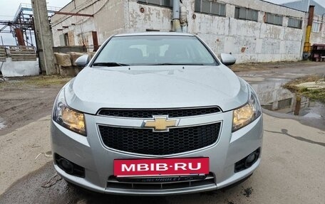 Chevrolet Cruze II, 2012 год, 799 900 рублей, 14 фотография