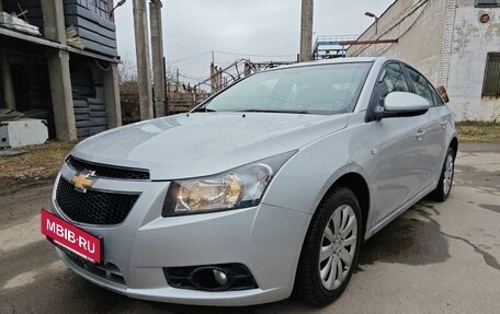 Chevrolet Cruze II, 2012 год, 799 900 рублей, 15 фотография