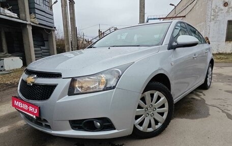 Chevrolet Cruze II, 2012 год, 799 900 рублей, 12 фотография