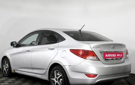 Hyundai Solaris II рестайлинг, 2011 год, 840 000 рублей, 7 фотография