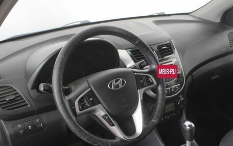 Hyundai Solaris II рестайлинг, 2011 год, 840 000 рублей, 13 фотография